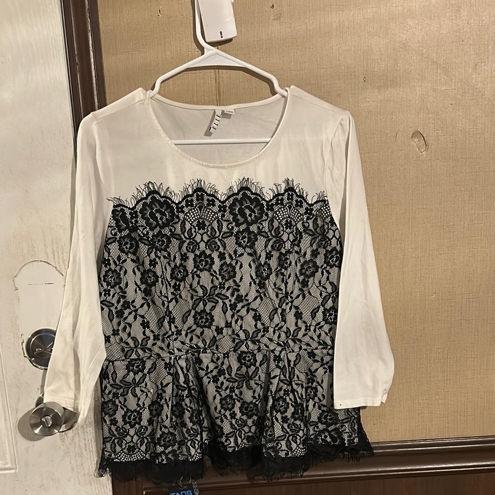 Elegant Lace Overlay Women's Top